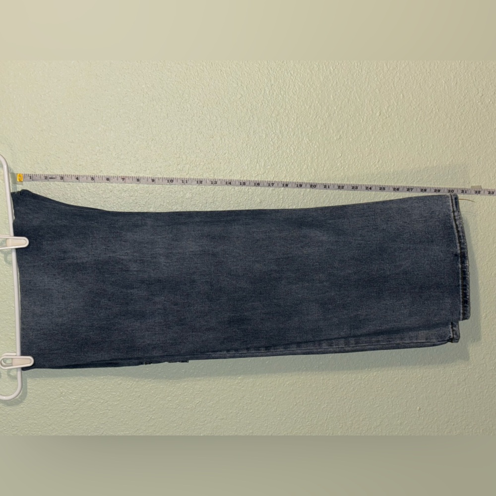 SHEIN Distressed Blue Straight Jeans - Picture 5 of 5